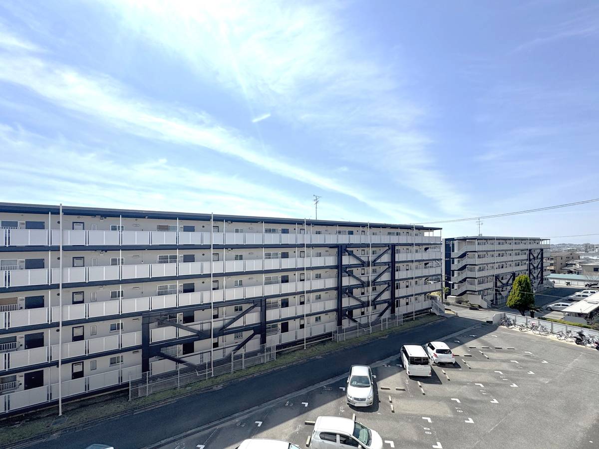 Pemandangan dari Village House Kasuga 1 di Hirakata-shi