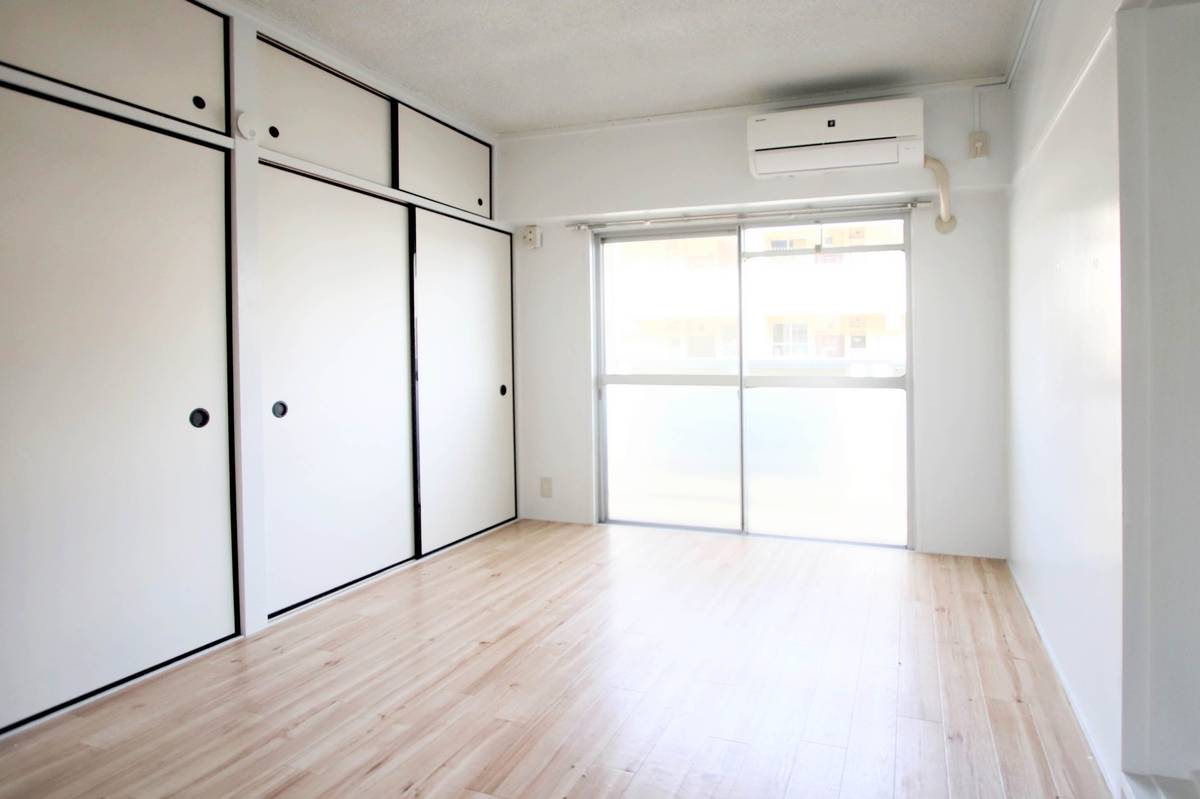 Phòng khách của Village House Kasuga 1 ở Hirakata-shi