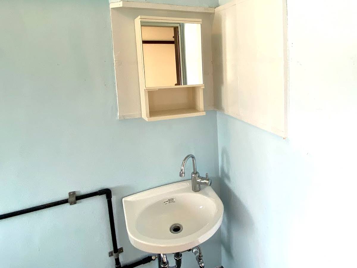 位于河内長野市的Village House 木戸的洗手间