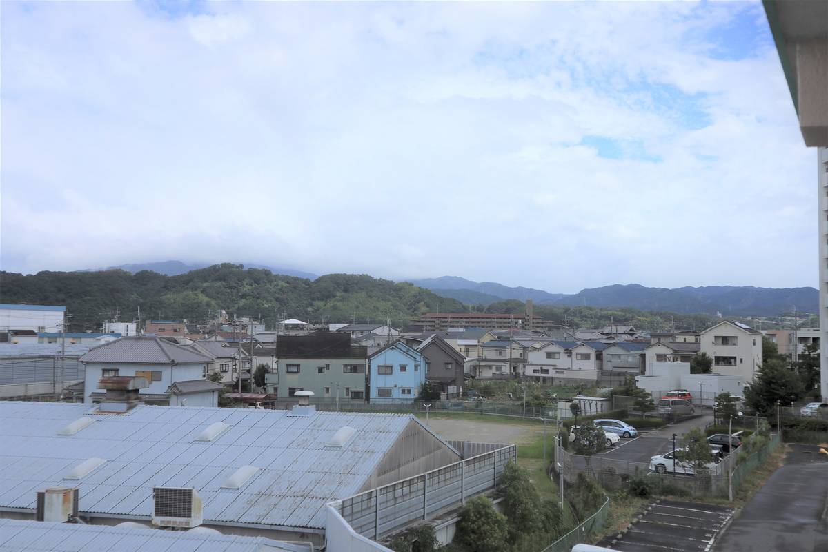 Tầm nhìn từ Village House Kido ở Kawachinagano-shi