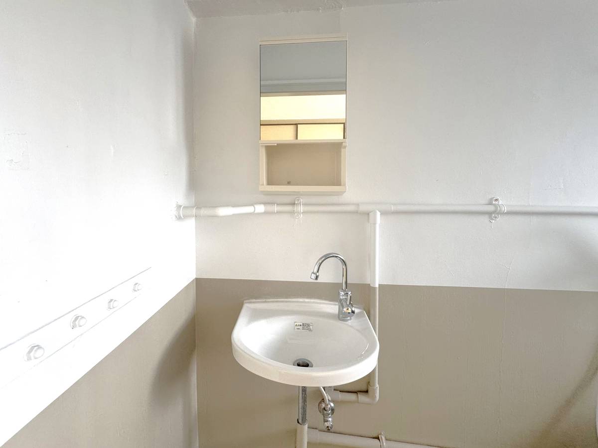 岸和田市ビレッジハウス旭の洗面所