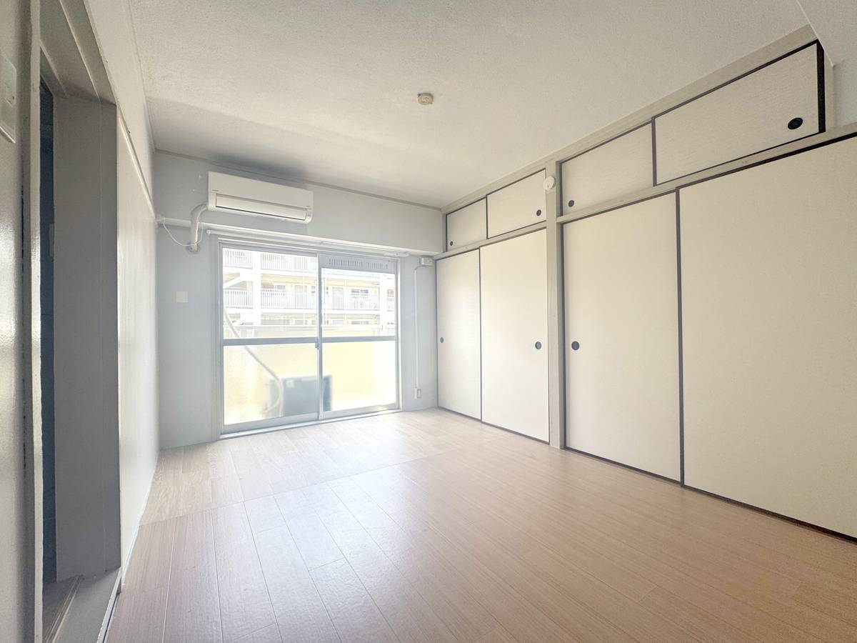 岸和田市ビレッジハウス旭のリビング