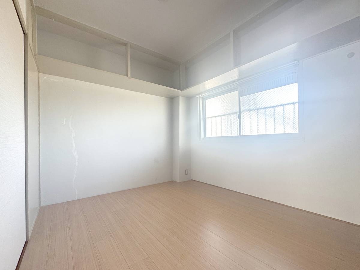 岸和田市ビレッジハウス旭の居室