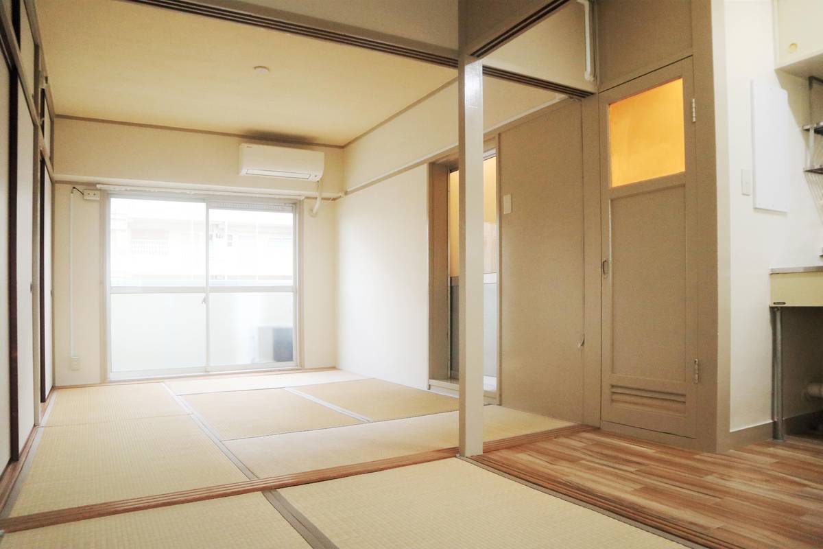 Phòng khách của Village House Asahi ở Kishiwada-shi
