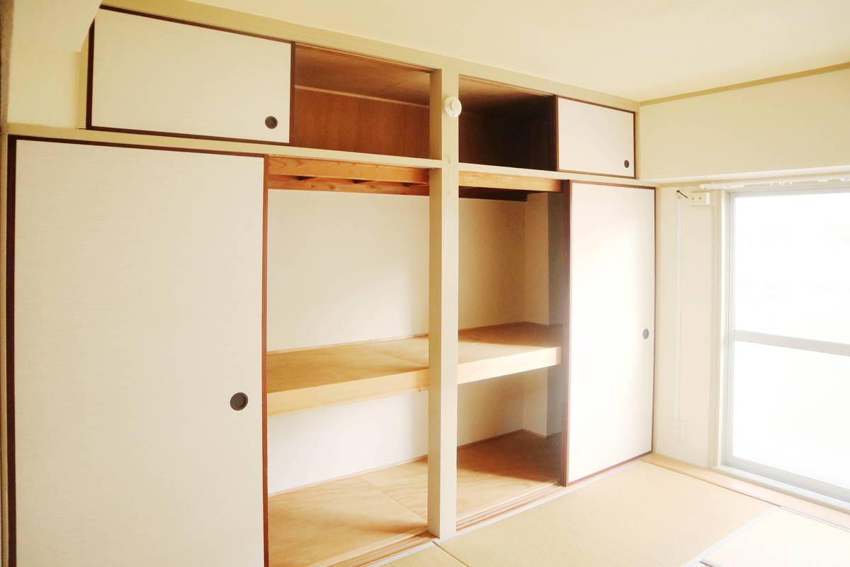 Storage Space in Village House Asahi in Kishiwada-shi