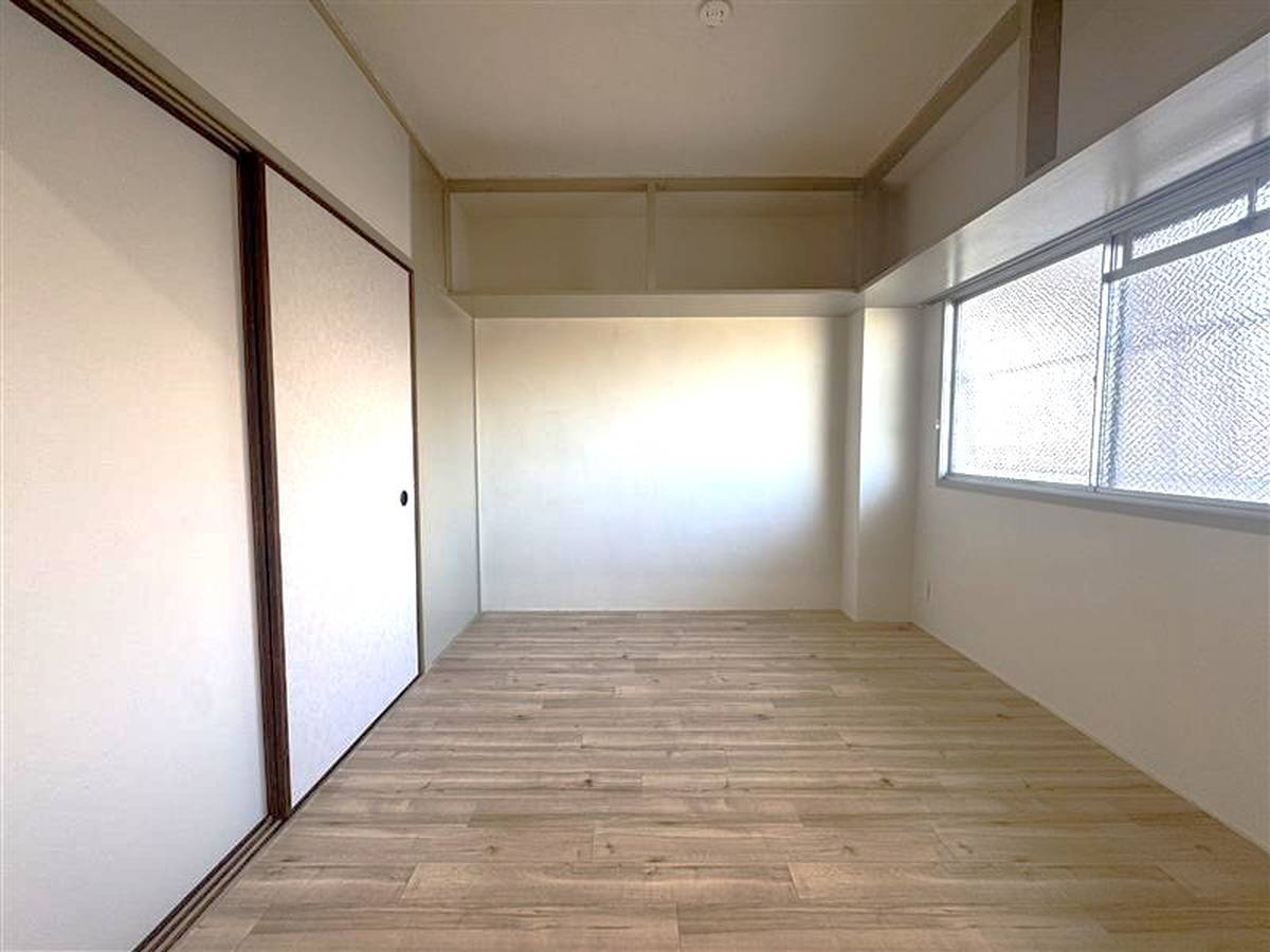 西区ビレッジハウス草部のリビング