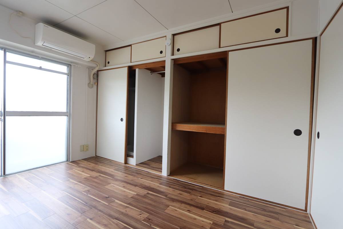 Gudang di Village House Sawanomoto di Sanda-shi