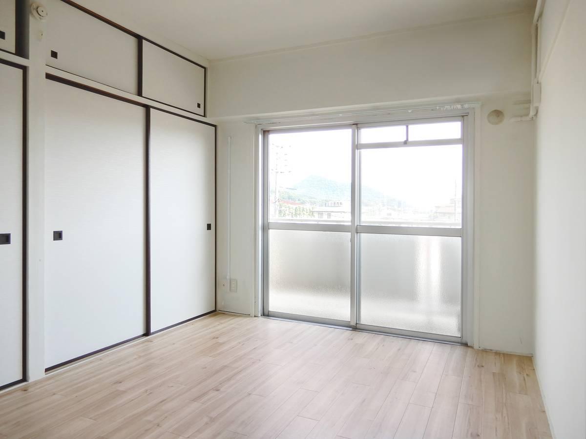 Ruang Tamu di Village House Kokubu di Imabari-shi