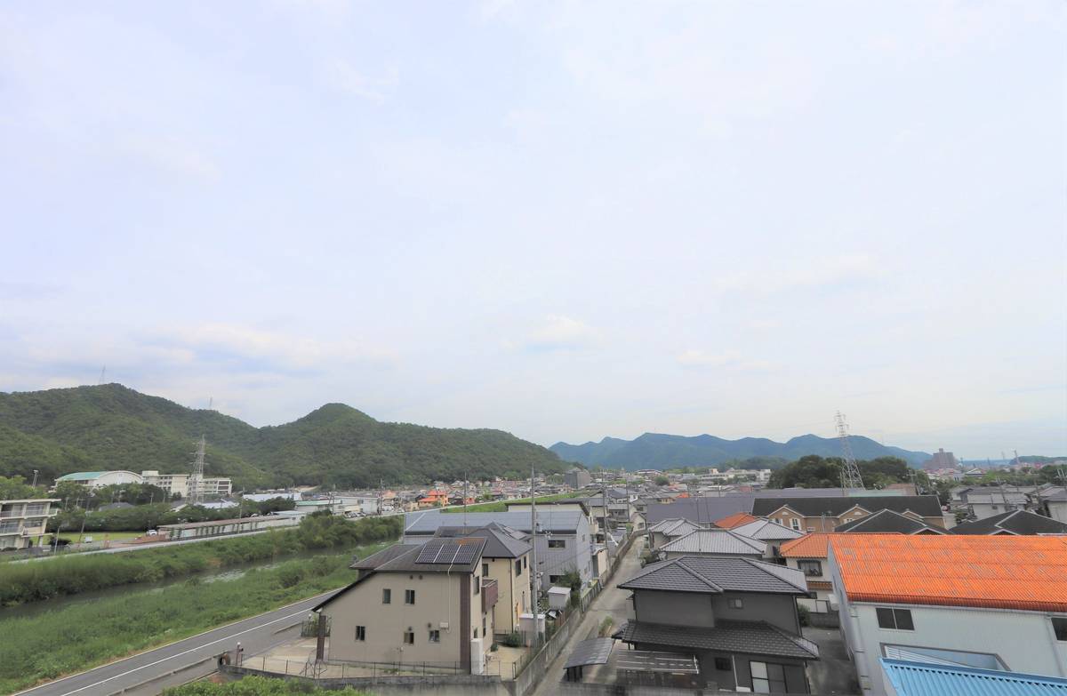 Tầm nhìn từ Village House Kosaka ở Nishiwaki-shi