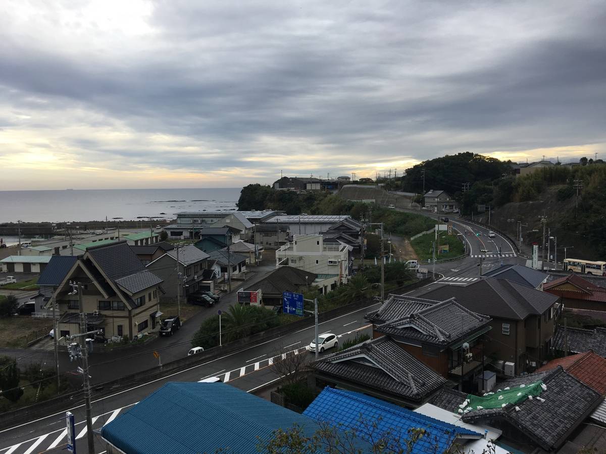 Tầm nhìn từ Village House Inami ở Hidaka-gun
