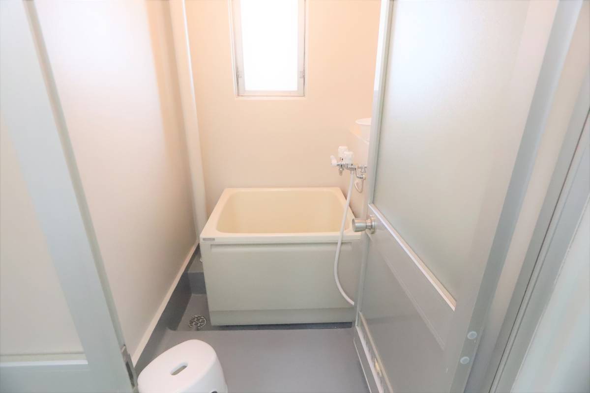 観音寺市ビレッジハウス柞田のバス