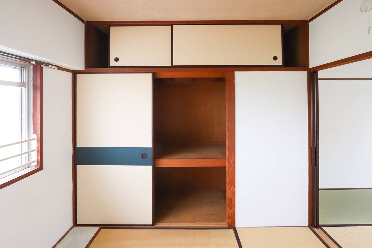 Depósito de Village House Iwane em Konan-shi