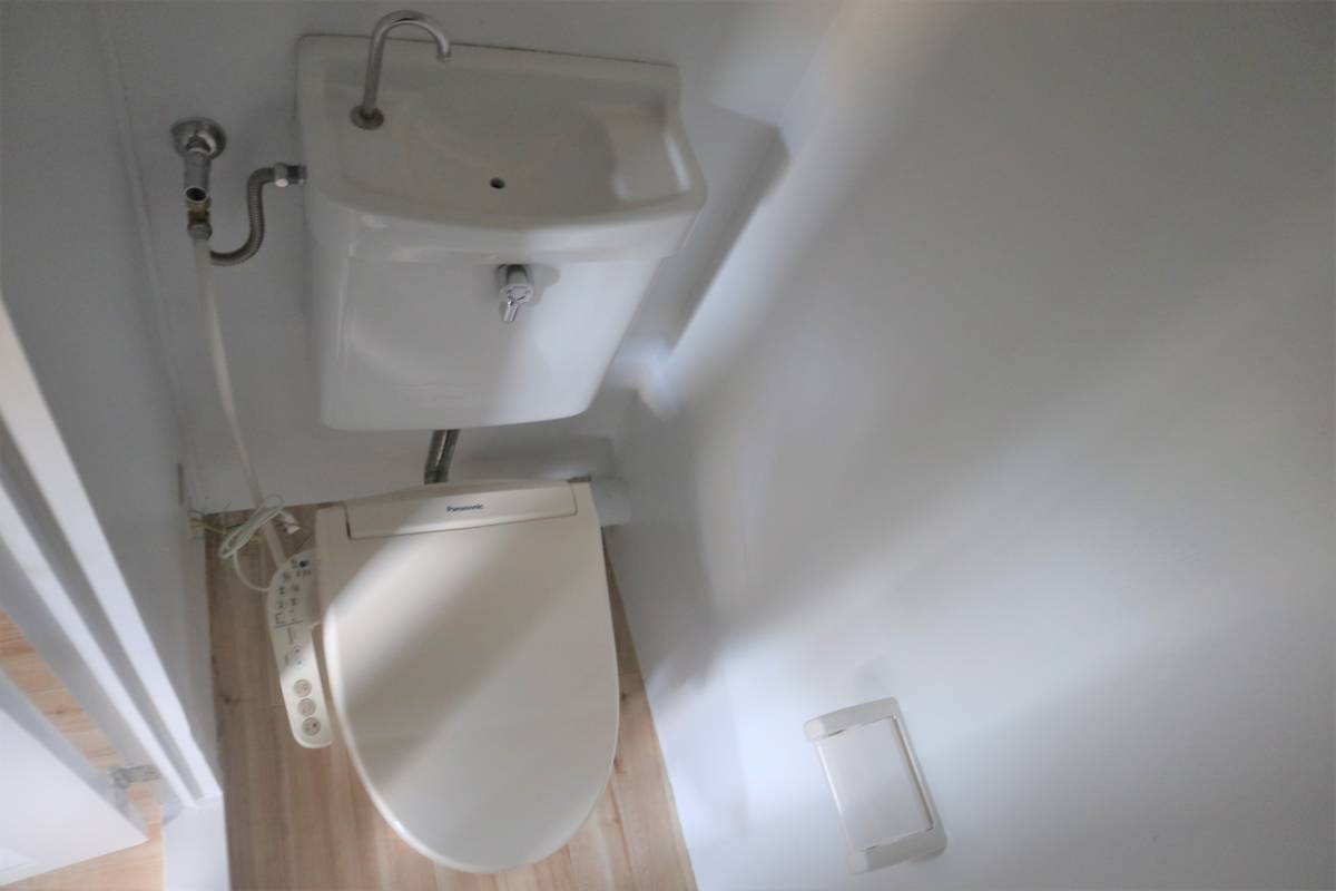 Toilet in Village House Tatsue in Komatsushima-shi