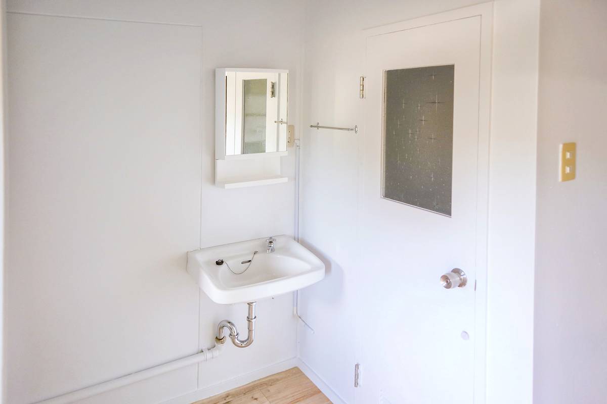 Higa-shi मा Village House Shirotori मा पाउडर रूम