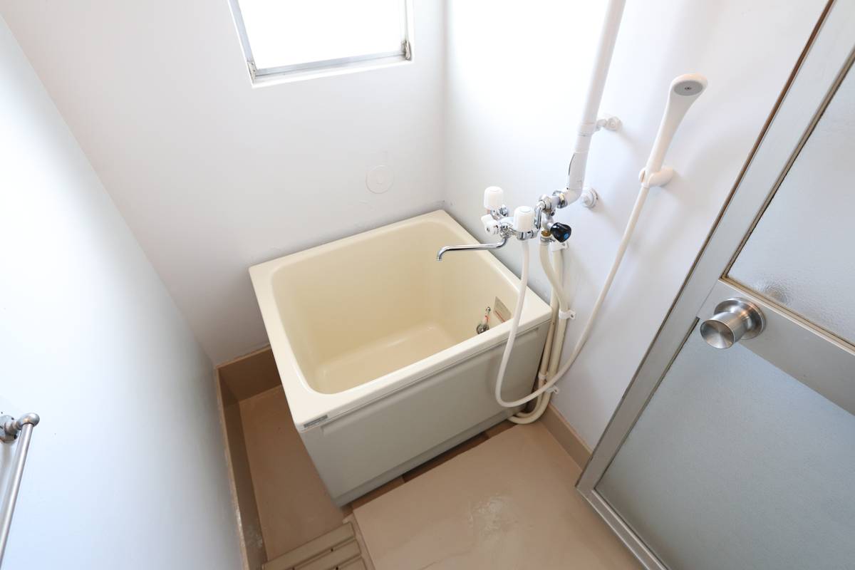 東近江市ビレッジハウス外町のバス