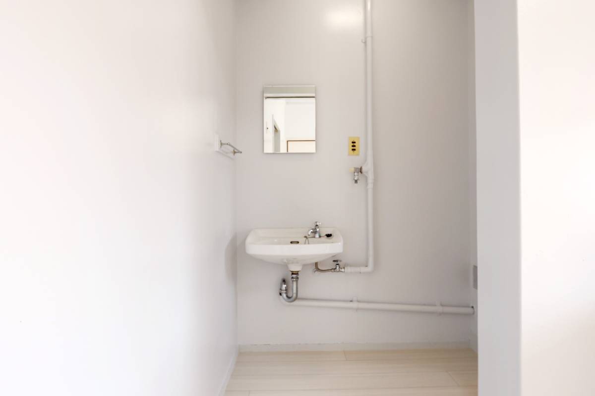 東近江市ビレッジハウス外町の洗面所