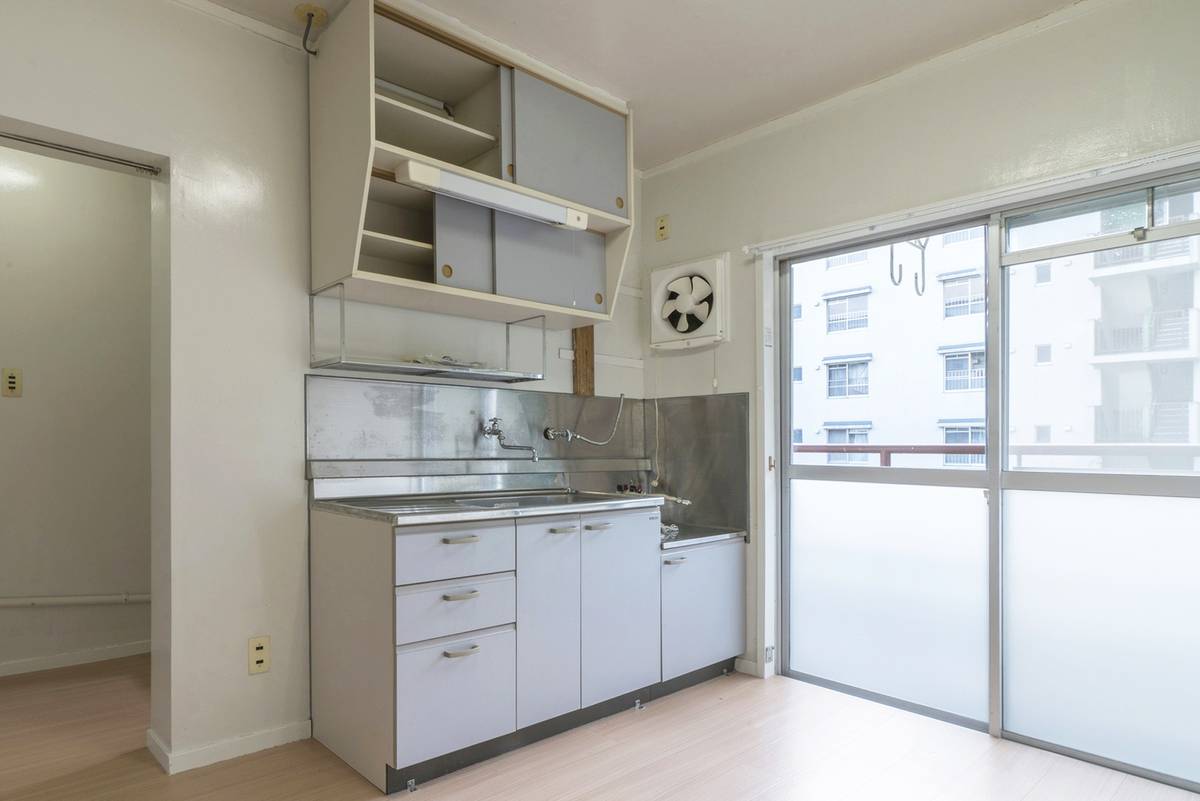 Kochi-shi ရှိ Village House Kouchi ၏ မီးဖိုချောင်