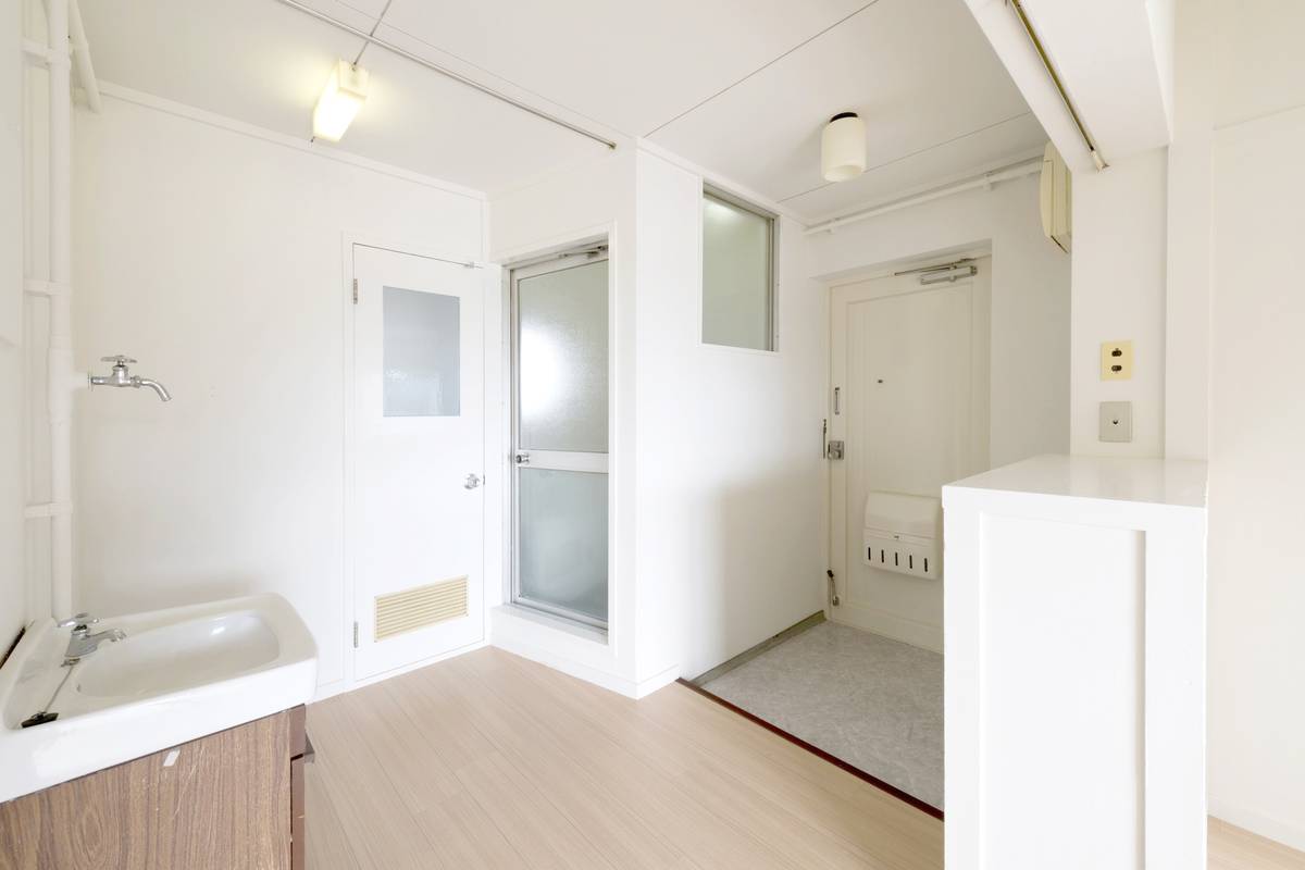 高知市ビレッジハウス高知の玄関