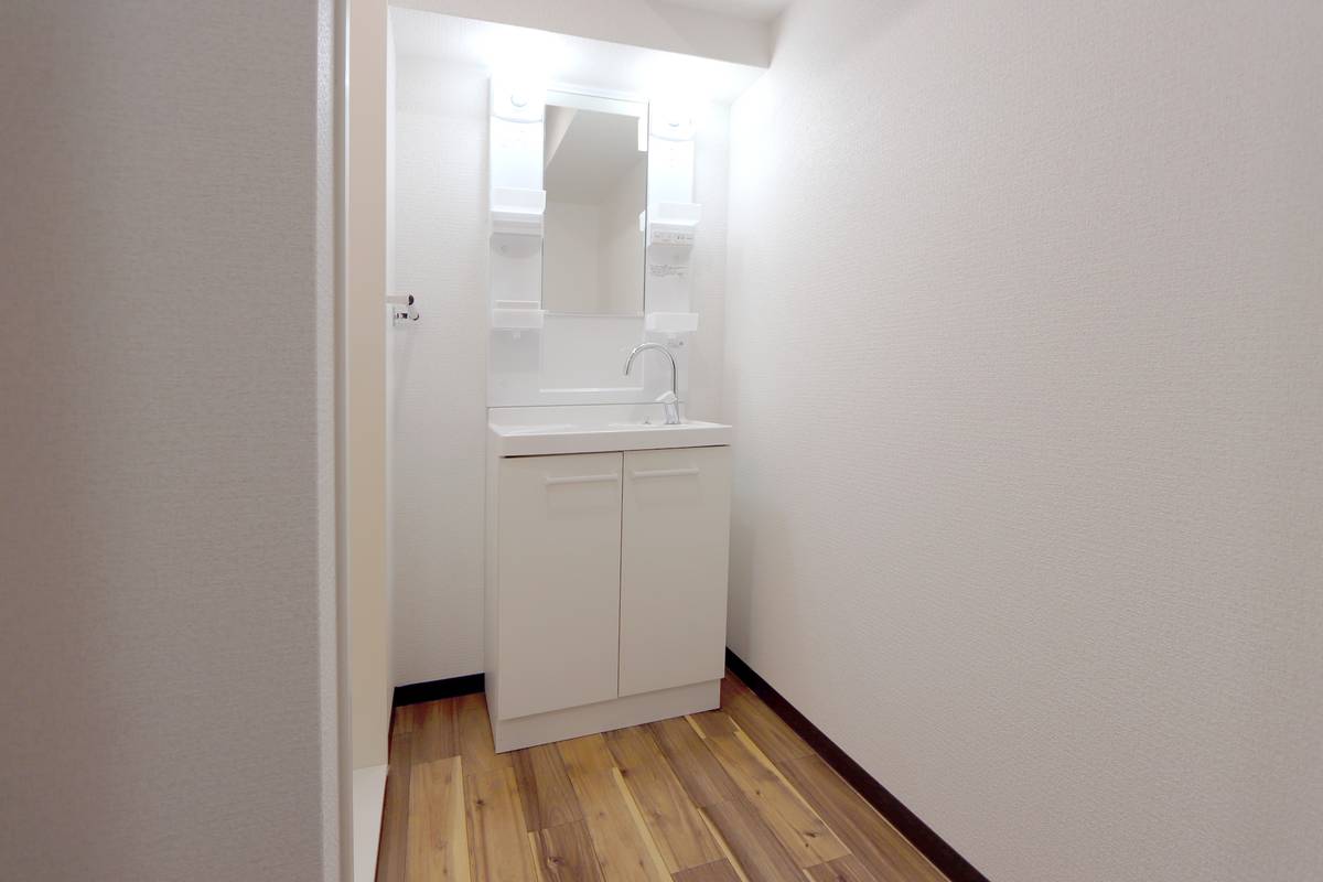 Amagasaki-shi मा Village House Minami Shimizu Tower मा पाउडर रूम