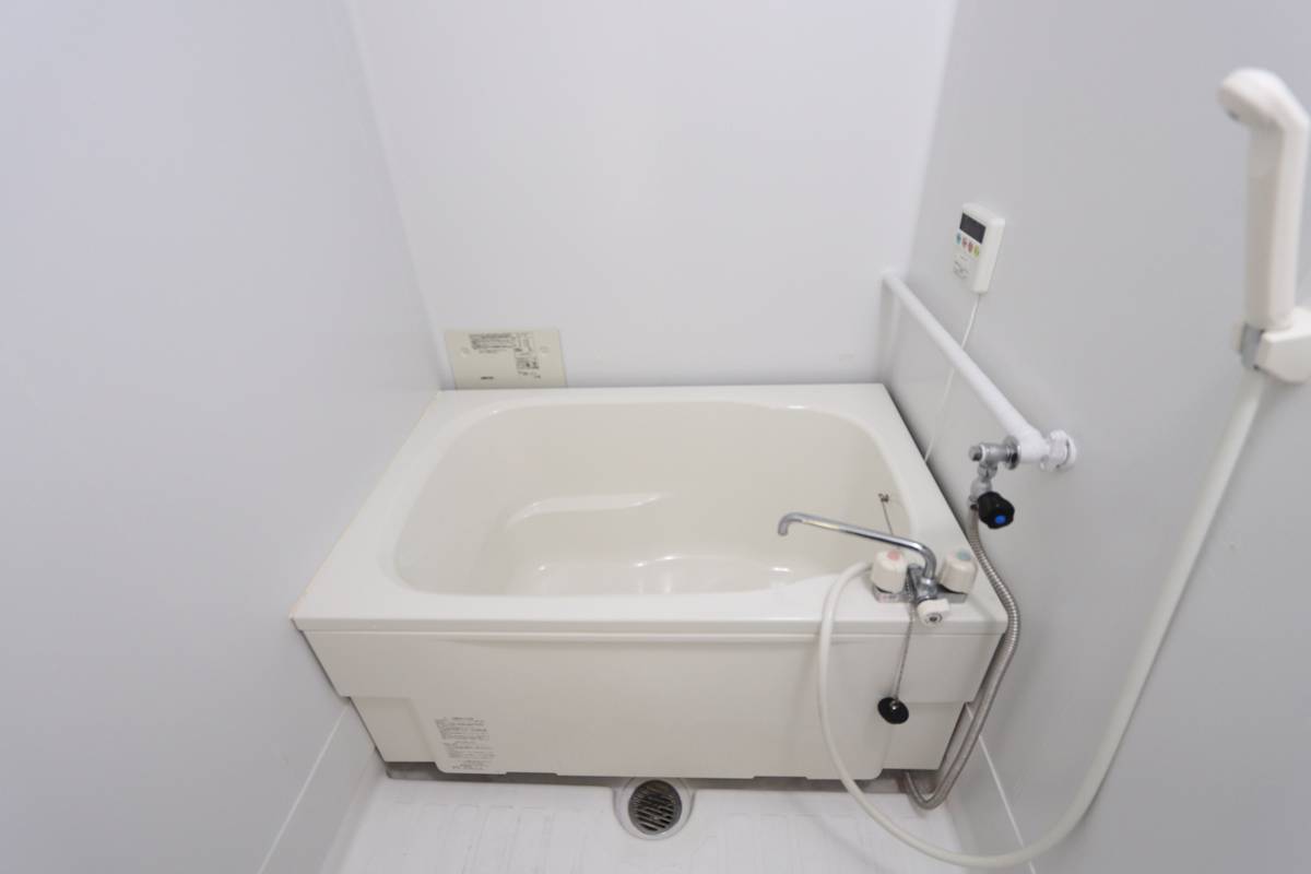 位于尼崎市的Village House 南清水 Tower的浴室