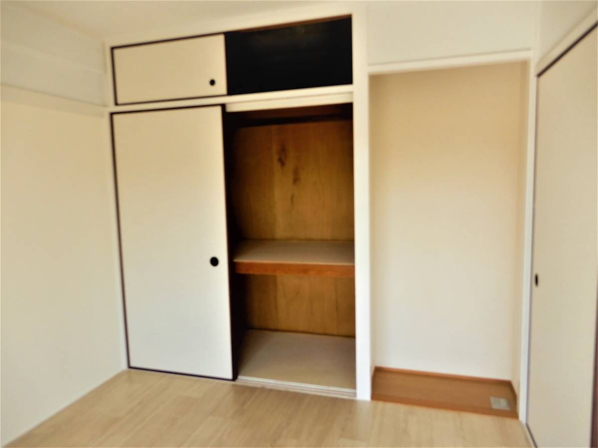 Khu vực chứa đồ của Village House Minami Shimizu Tower ở Amagasaki-shi