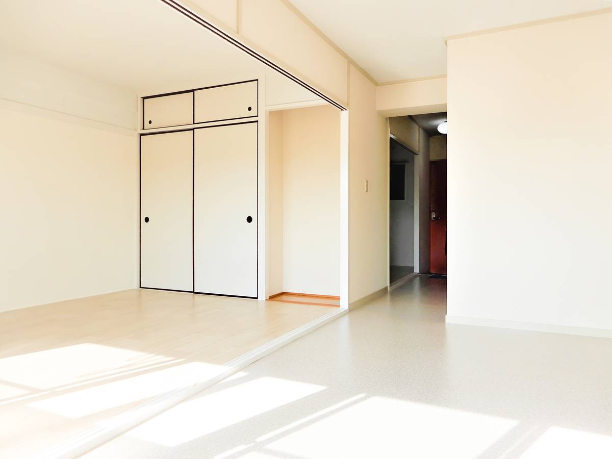 Phòng khách của Village House Minami Shimizu Tower ở Amagasaki-shi