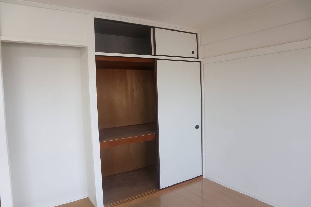 尼崎市ビレッジハウス南清水タワーの収納