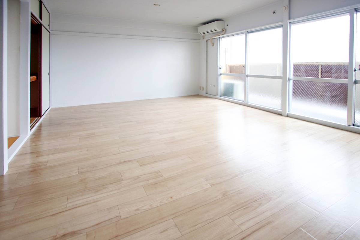 尼崎市ビレッジハウス南清水タワーのリビング