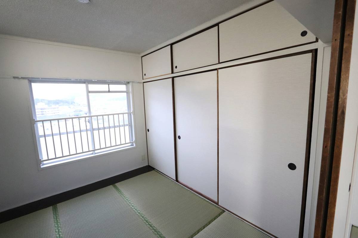 Khu vực chứa đồ của Village House Minami Koashi Dai 2 ở Nagahama-shi