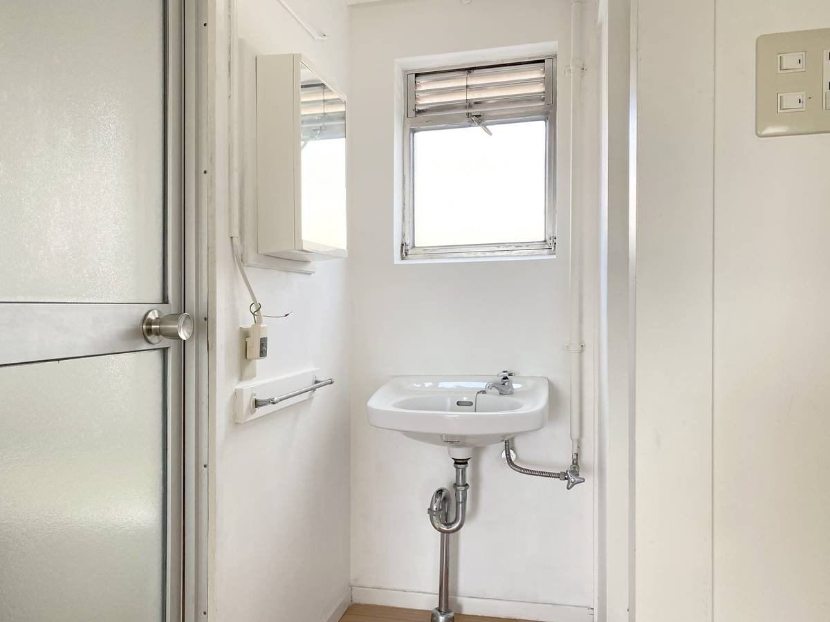 長浜市ビレッジハウス南小足第二の洗面所