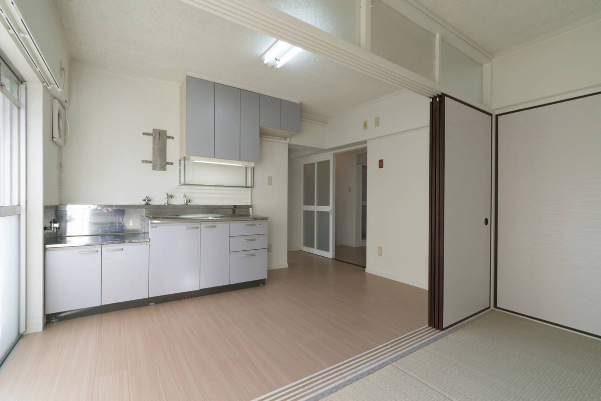 Nagahama-shi मा Village House Minami Koashi Dai 2 मा किचन