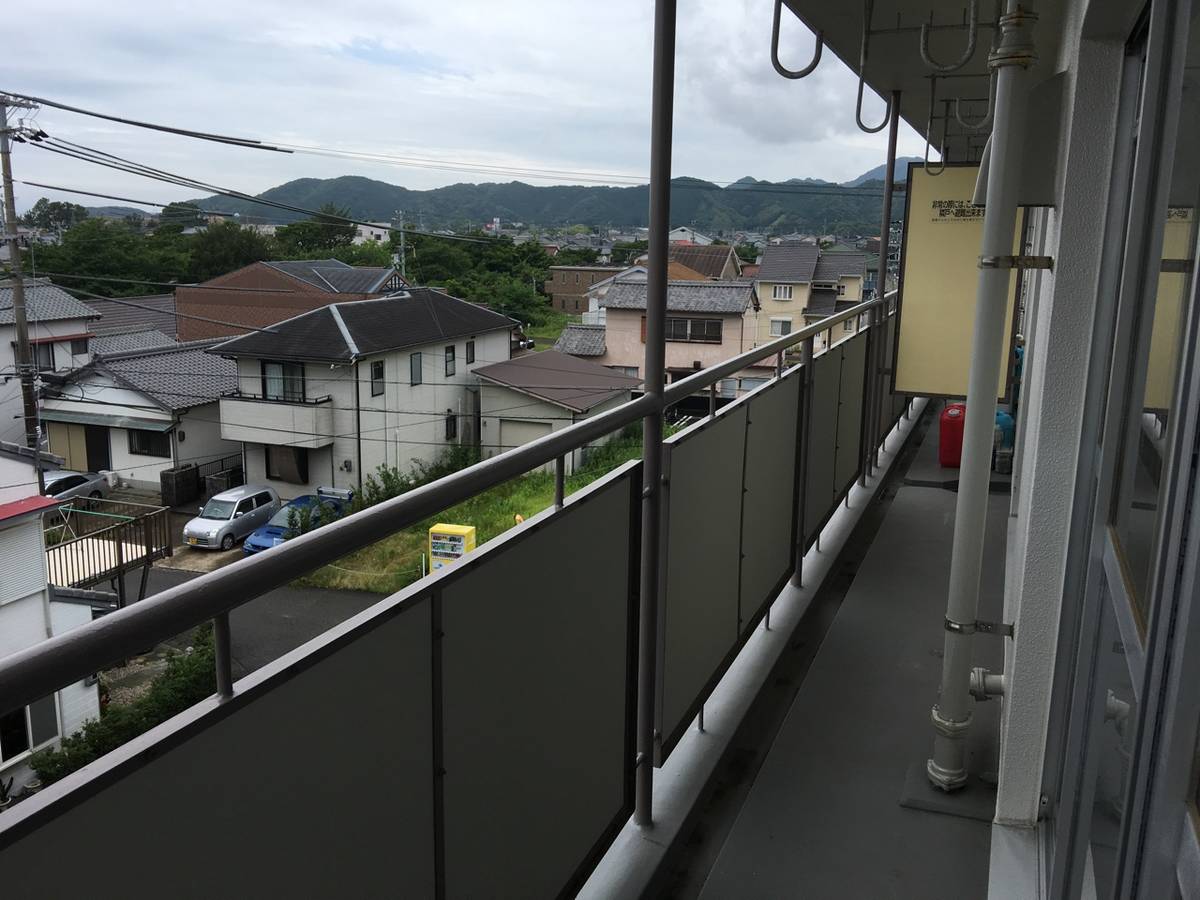 Tầm nhìn từ Village House Miwasaki ở Shingu-shi