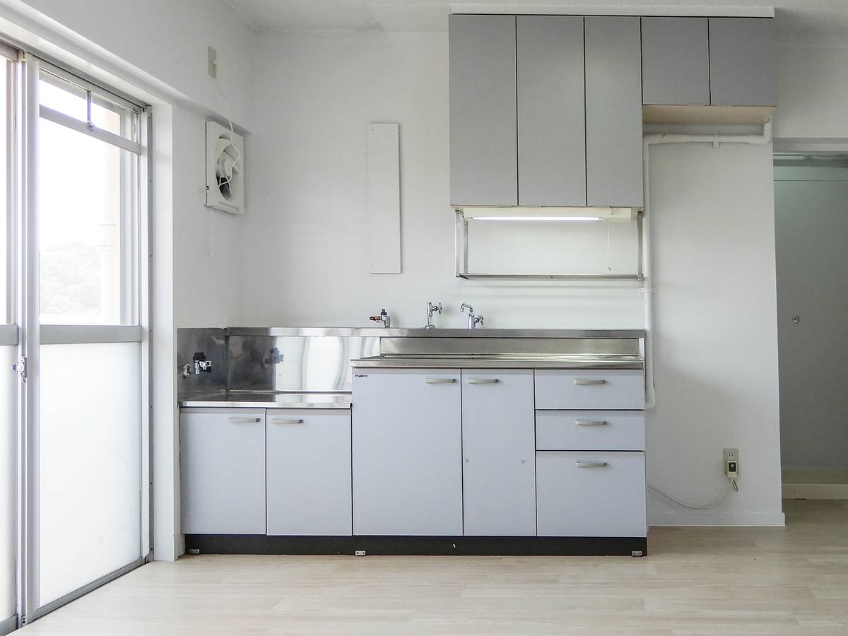 Khu vực bếp của Village House Sasayama ở Sasayama-shi