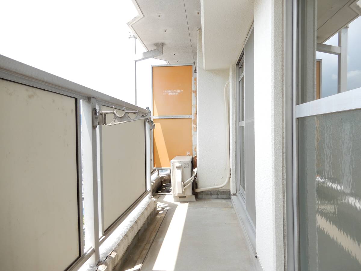 Balcony in Village House Minatojima Tower in Chuo-ku