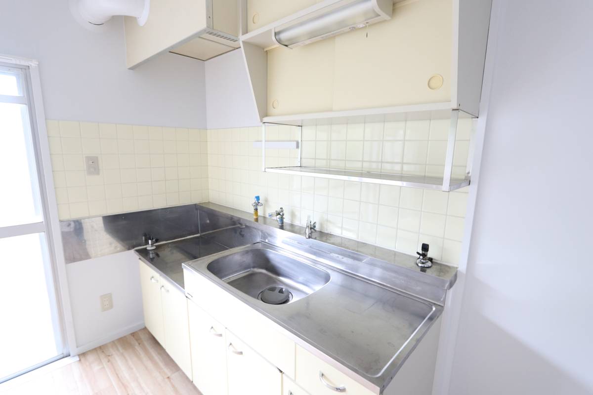 Cozinha de Village House Matsuyama Ueno em Matsuyama-shi