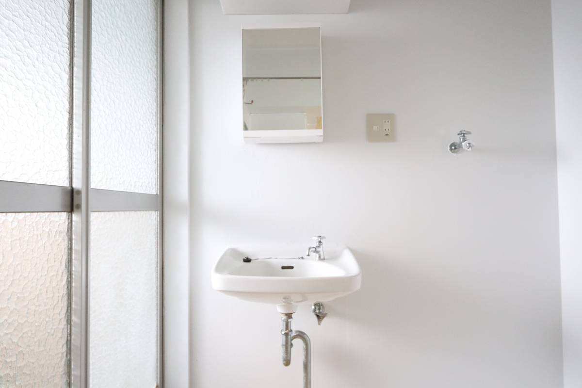 Lavabo de Village House Matsuyama Ueno em Matsuyama-shi