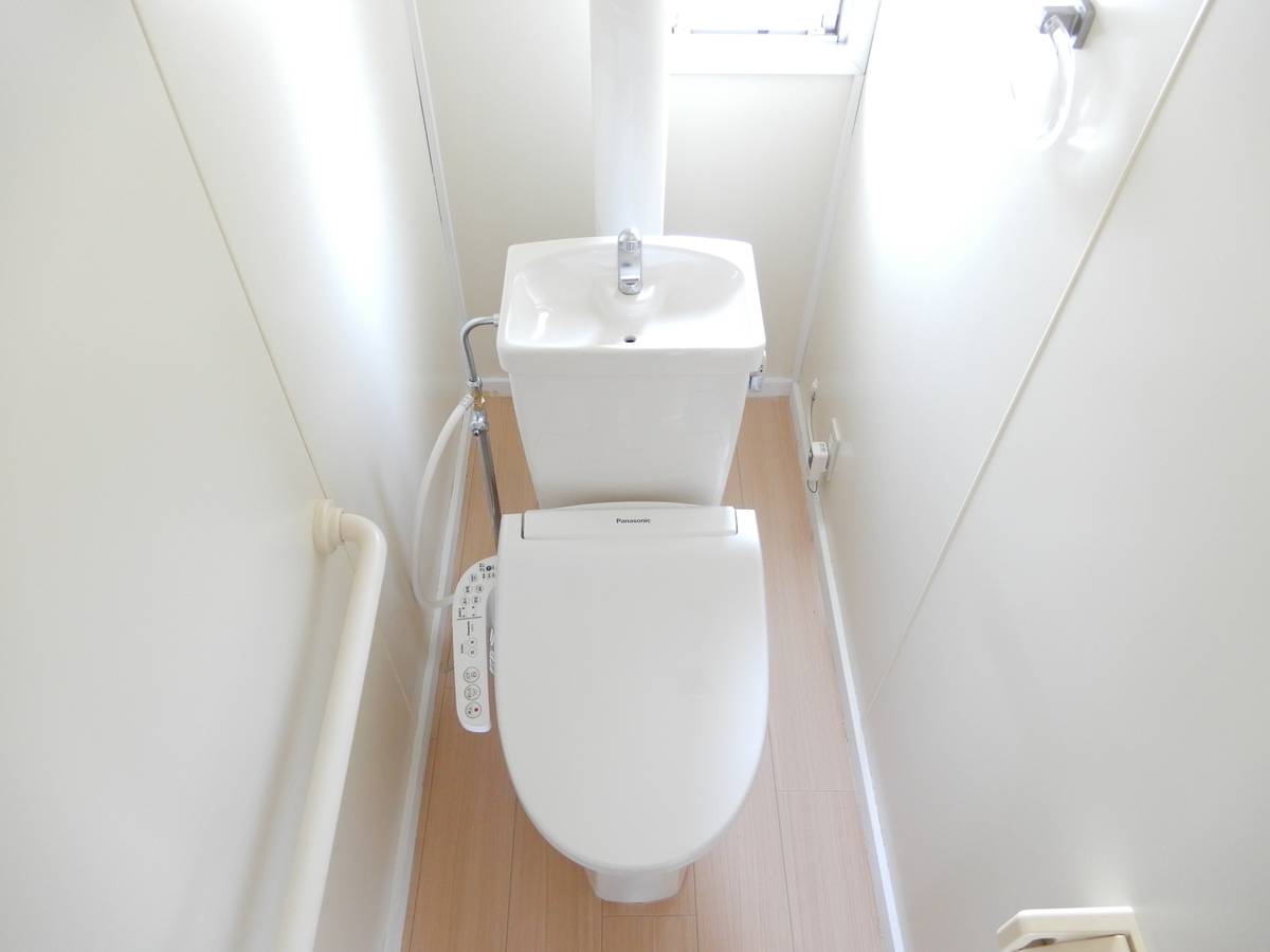 Toilet in Village House Hori in Nishiwaki-shi