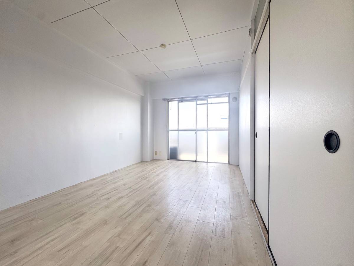 Phòng khách của Village House Osaka Tsurumachi ở Taisho-ku