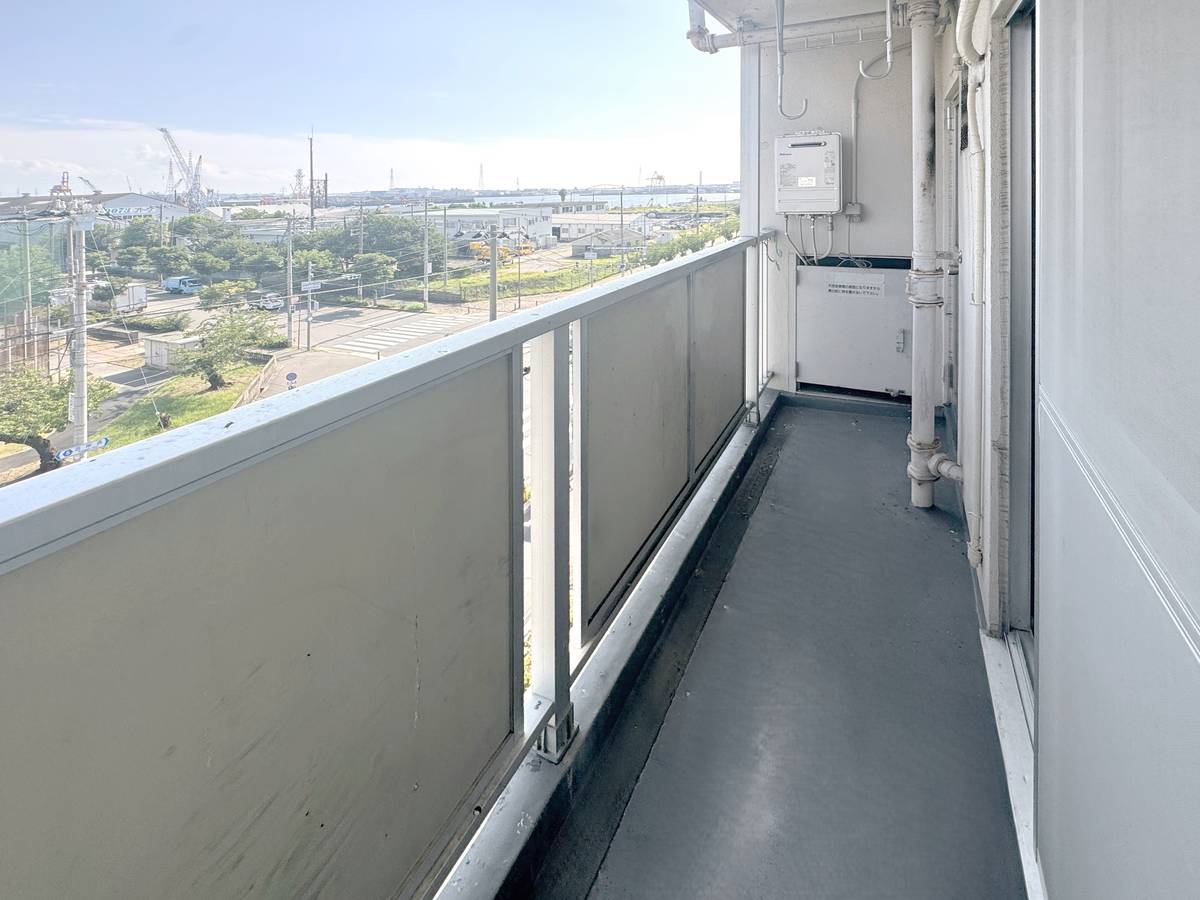 Ban công của Village House Osaka Tsurumachi ở Taisho-ku