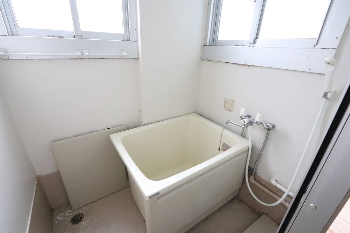 Bathroom in Village House Shimosarachi in Hatsukaichi-shi