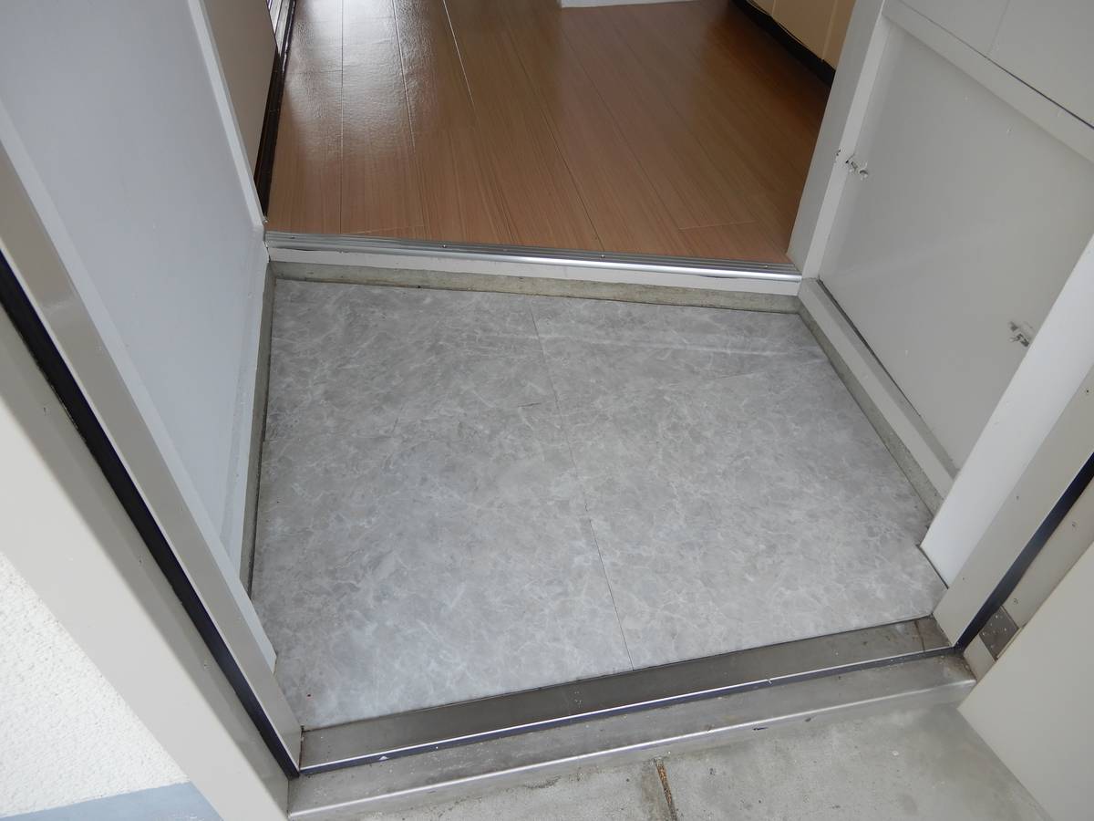 Hikari-shi ရှိ Village House Hikari ၏ တိုက်ခန်းဝင်ပေါက်