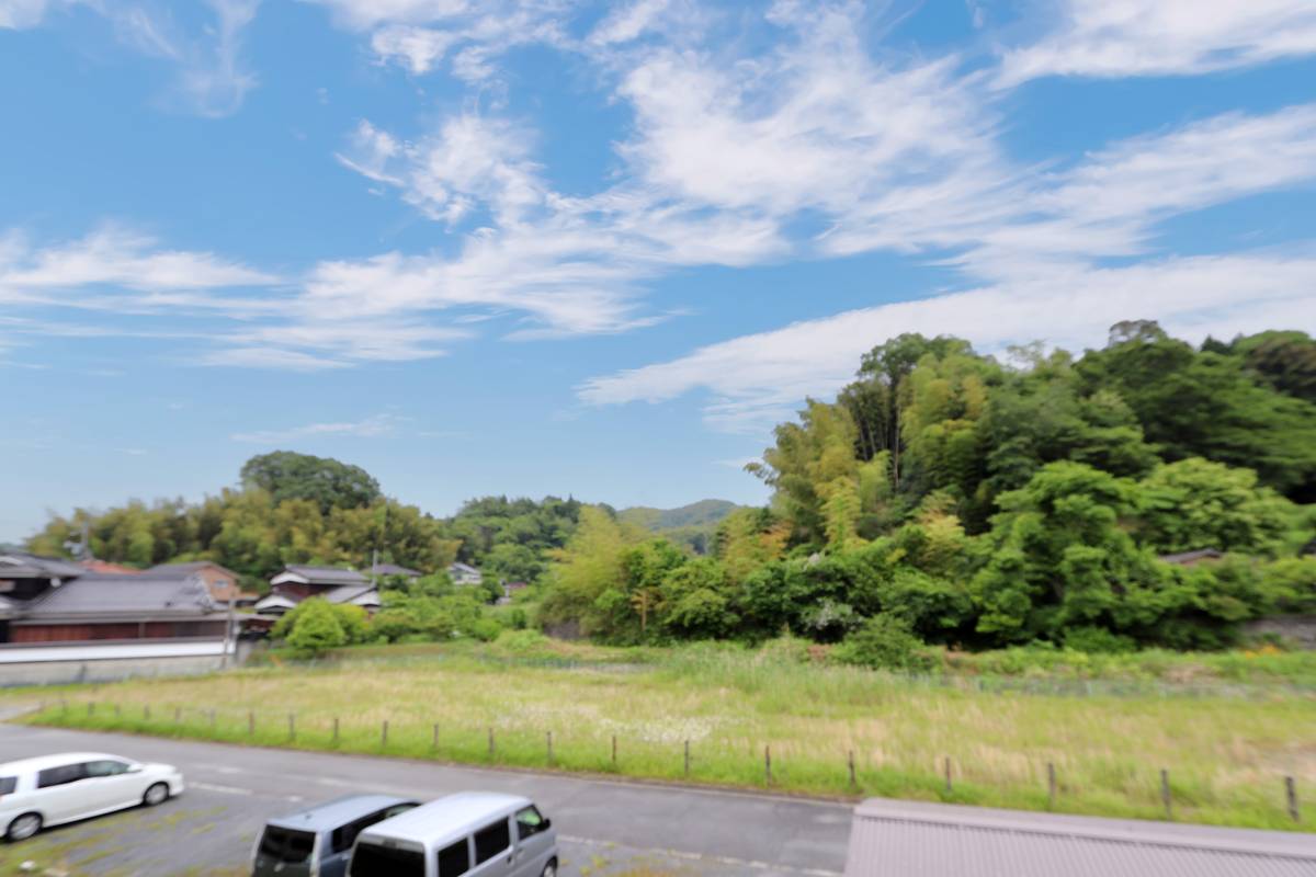 Pemandangan dari Village House Hikari di Hikari-shi