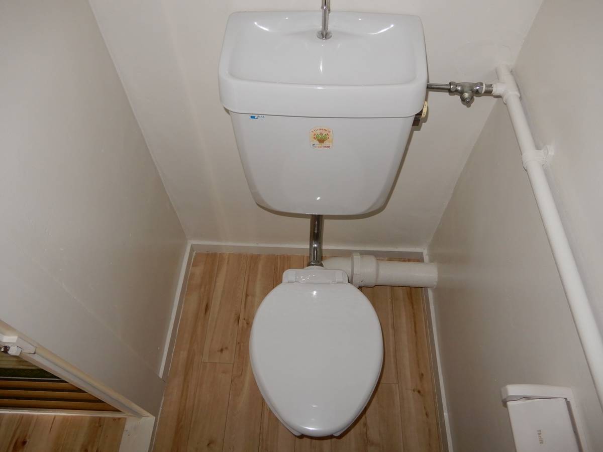 Toilet di Village House Tsuchigahara di Tamano-shi