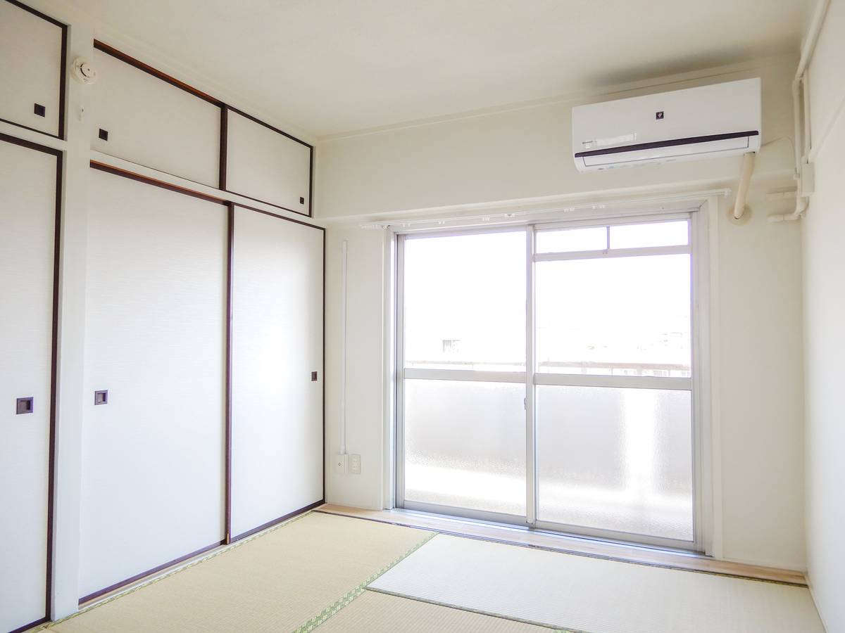 Living Room in Village House Tsuchigahara in Tamano-shi