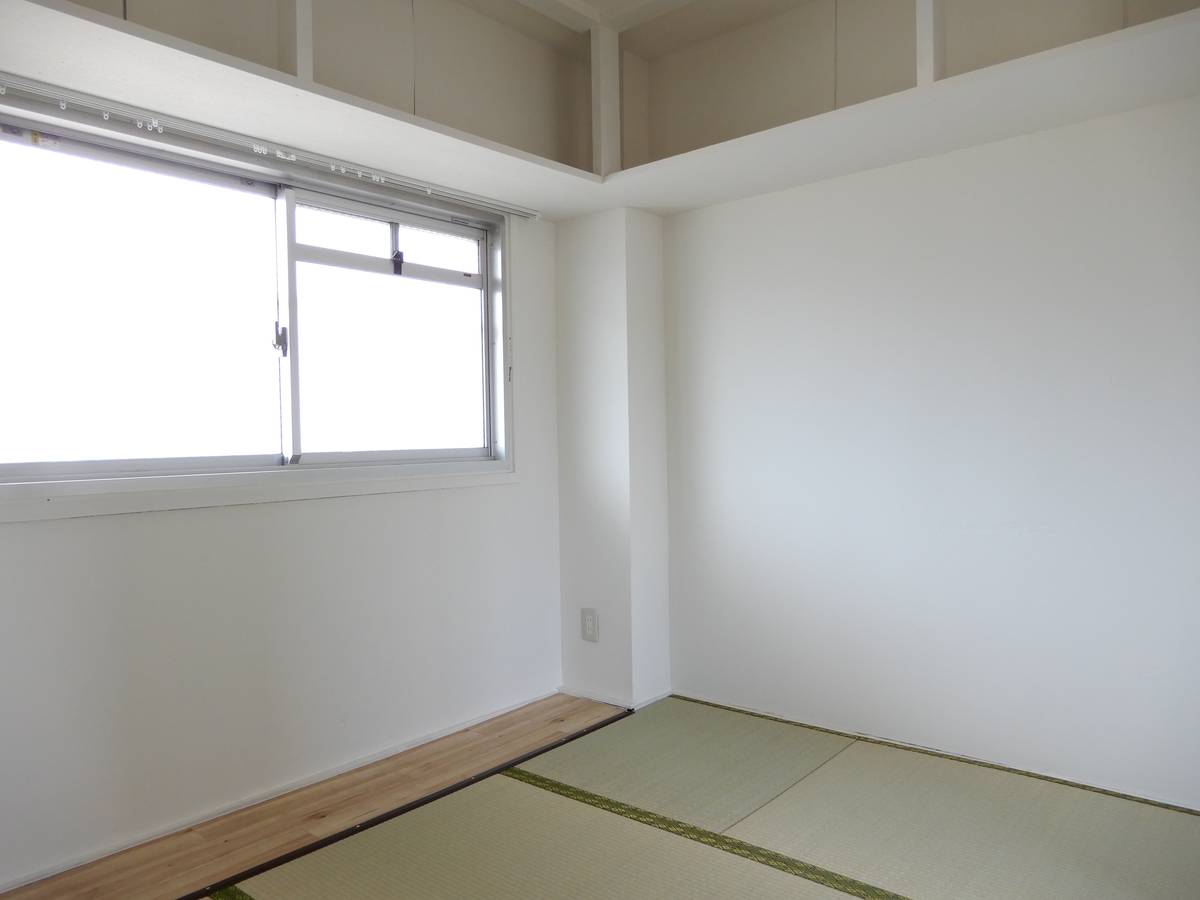 安芸区ビレッジハウス中野の居室