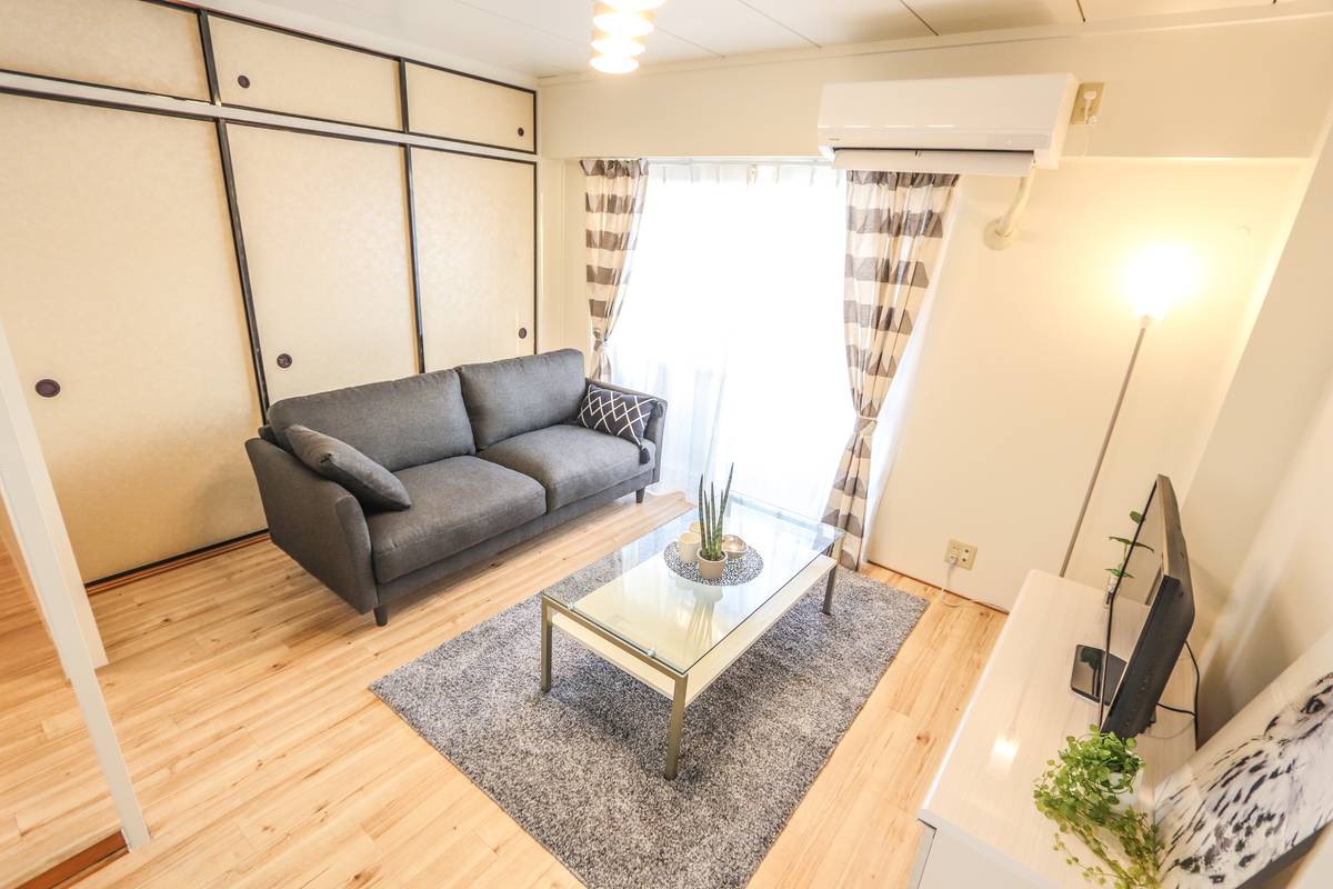 Fukuyama-shi मा Village House Ekiya मा लिविङ रूम