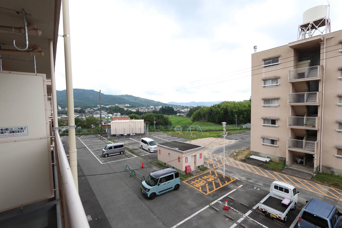 Tầm nhìn từ Village House Hachihonmatsu ở Higashihiroshima-shi