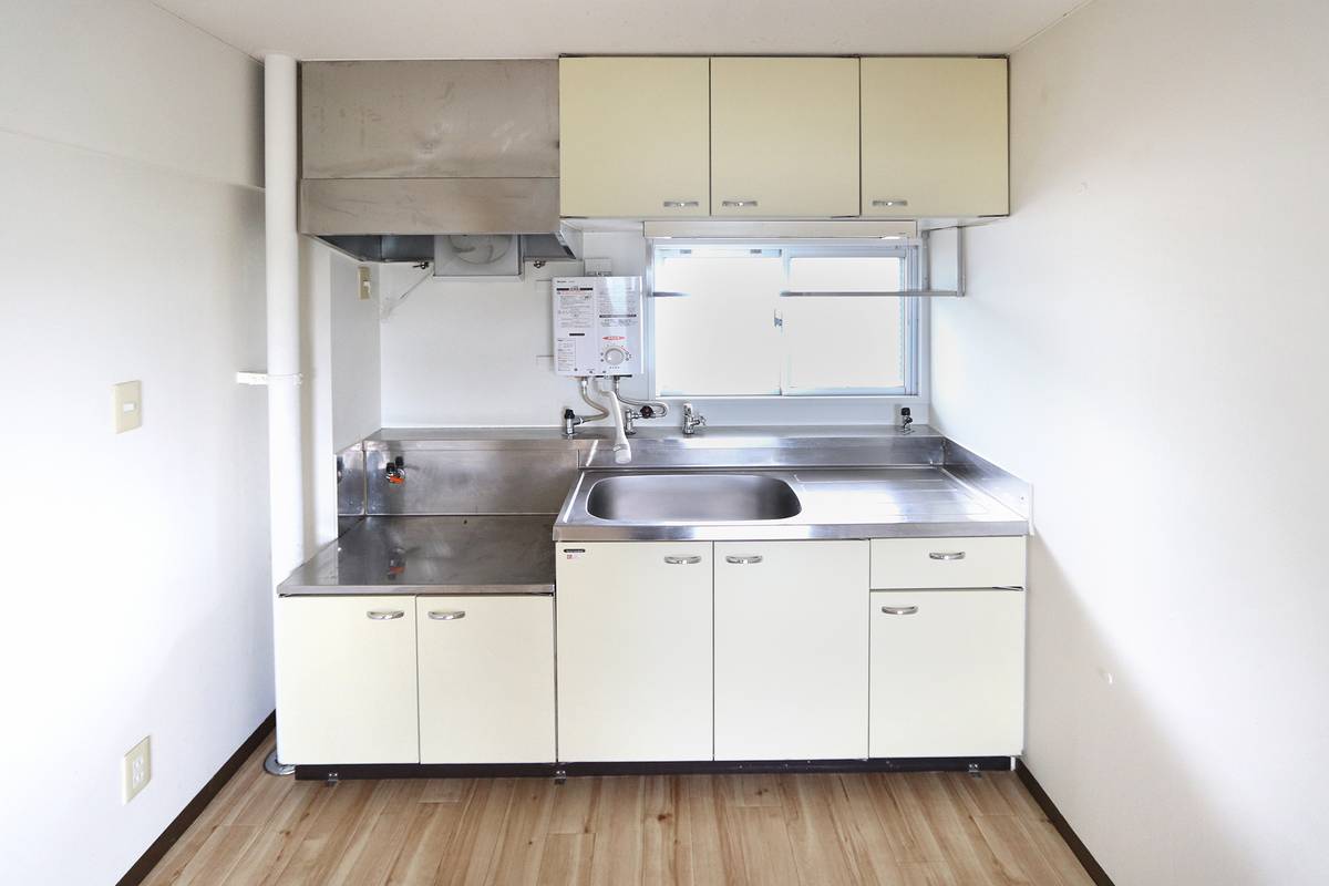 Dapur di Village House Onoda di Sanyoonoda-shi