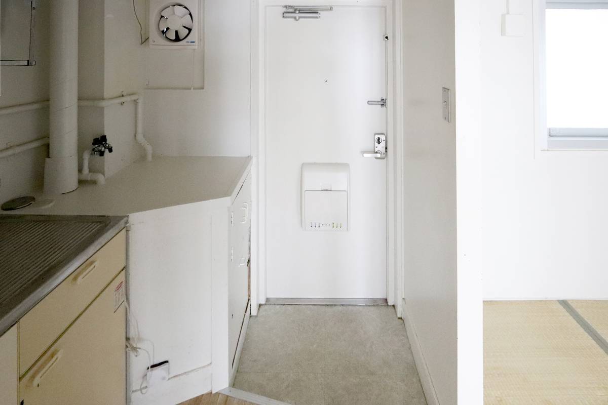 Pintu Masuk Apartemen di Village House Takiyama di Tottori-shi