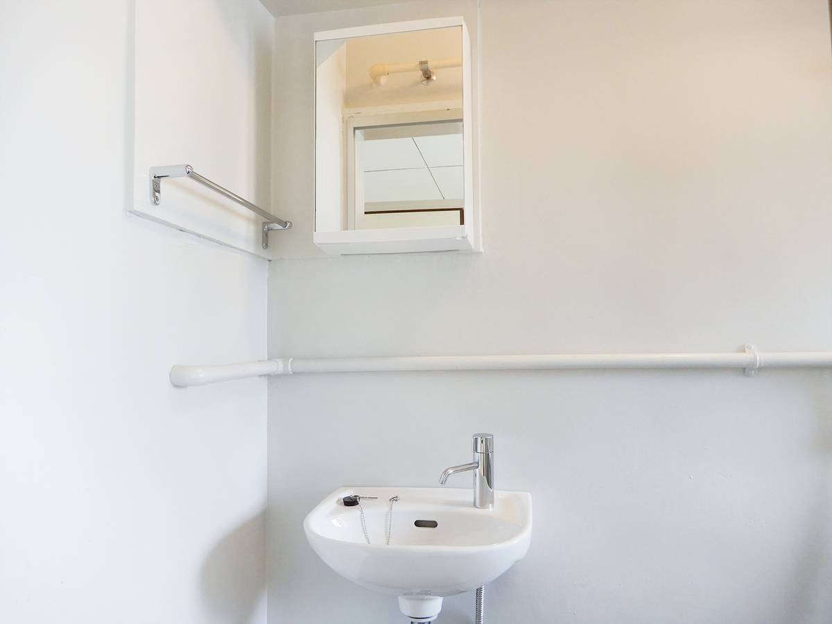 Fukuyama-shi ရှိ Village House Daimon ၏ သန့်စင်ခန်း